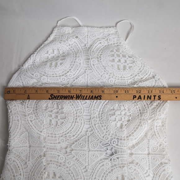 F21 White Crochet Halter Neck Dress with Criss Cross Back, Size S - Picture 6 of 7
